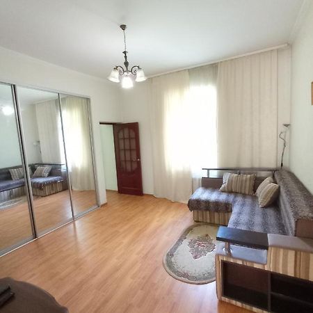 Park House Villa Rivne Dış mekan fotoğraf